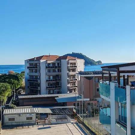 Apartment Vista Mare *