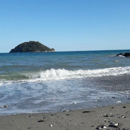 Vista Mare 公寓 *